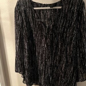 Black flowy women’s blouse 1X